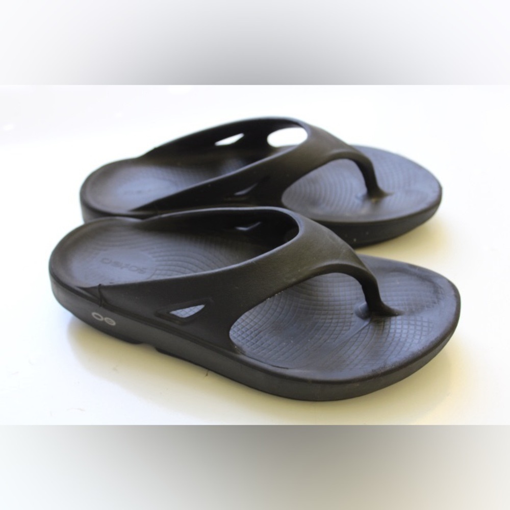 Oofos original sandals